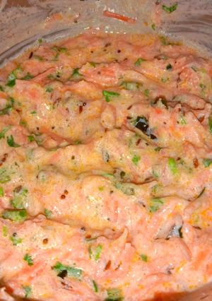 गाजर का रायता (Gajar ka Raita recipe in Hindi) रेसिपी मुख्य फोटो