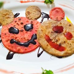 A picture of Sweet Teddy Paratha.
