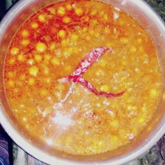 A picture of Yellow peas curry.