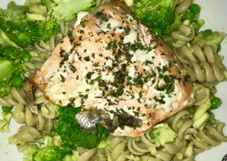 Salmon and avo pasta