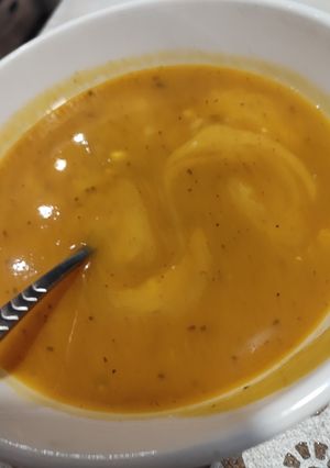 Una foto de Sopa de zapallo y calabaza