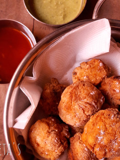A picture of Crispy chicken ball.