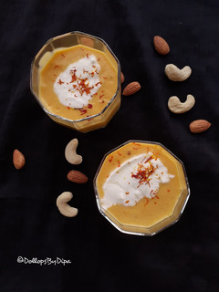 मैंगो लस्सी (Mango lassi recipe in hindi) रेसिपी मुख्य फोटो