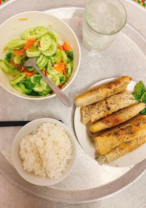 Hình của món Nem rế hải sản.