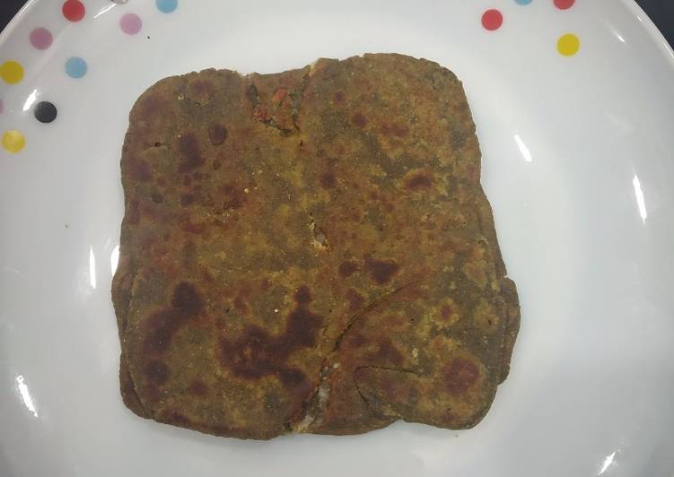 Simple Way to Make Appetizing Spinach paneer paratha