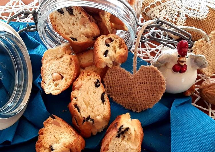 Step-by-Step Guide to Prepare Veloce Cantucci salati con olive e arachidi