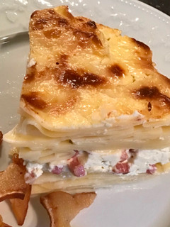 Túrós csusza tepsiben recept fotója