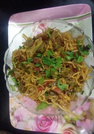 A picture of Chinese bhel.