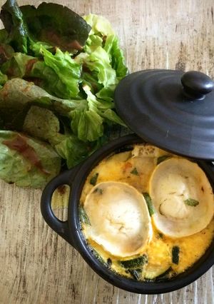Une photo de Clafoutis chèvre / courgettes / tomates séchées et basilic