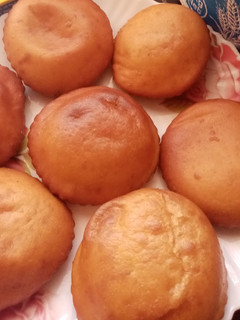 A picture of Round doughnut.