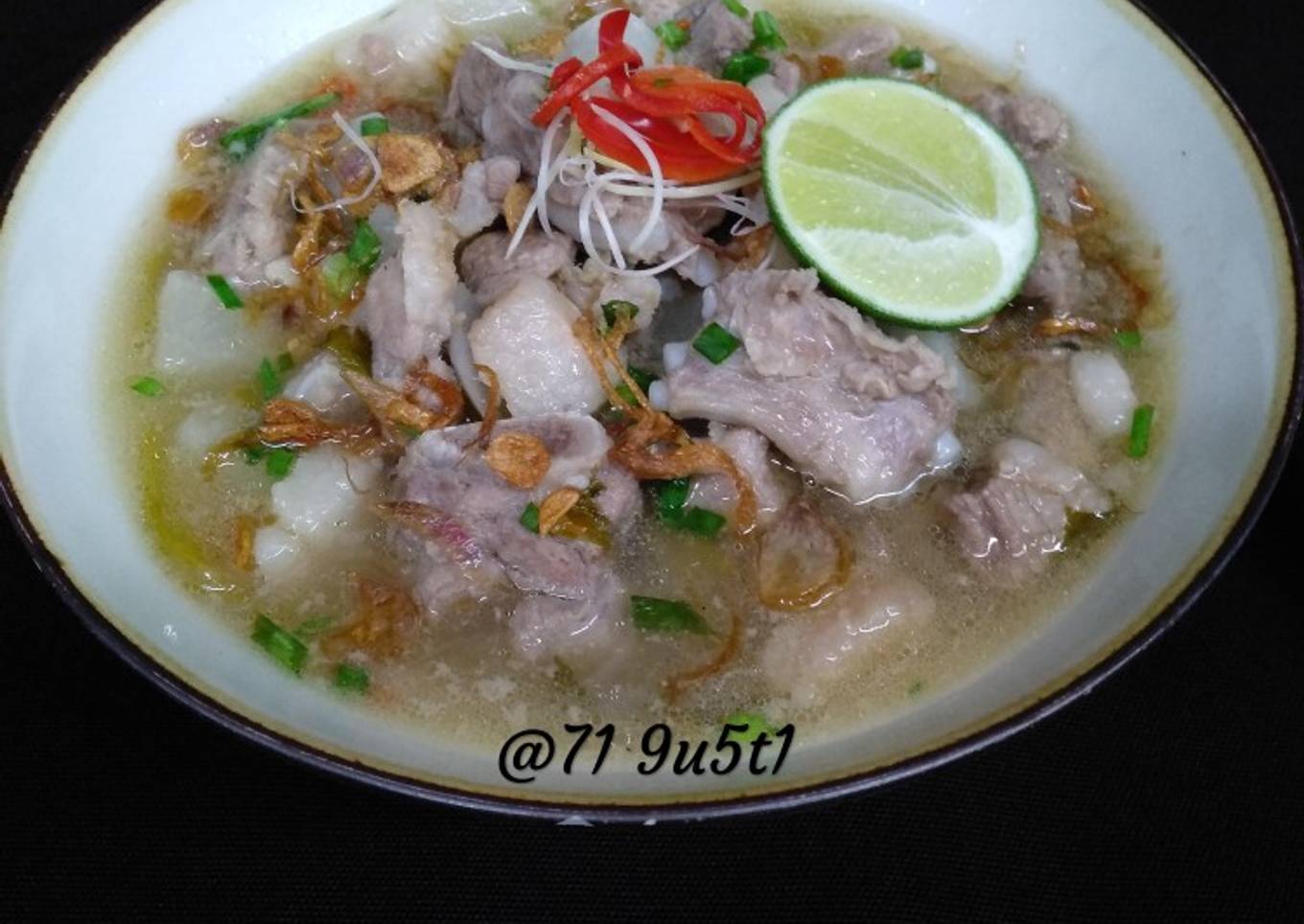 Soto iga & daging babi