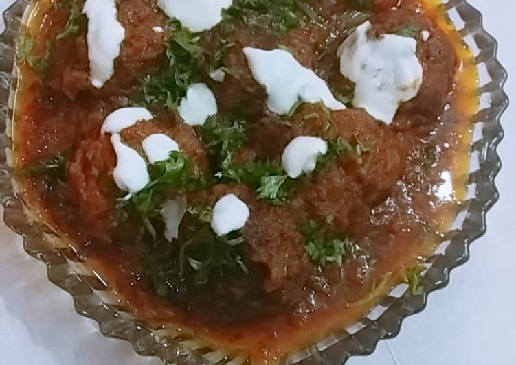 Chicken kofta Curry