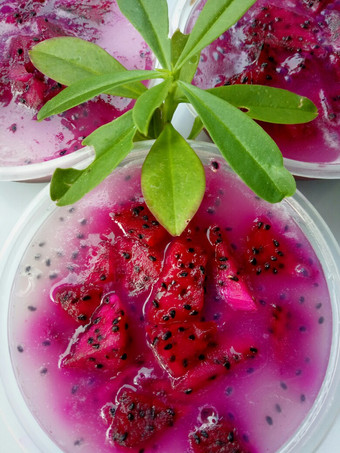 Bagaimana Menyiapkan Puding Buah Naga Rasa Leci Lapis Coklat Menu Enak Dan Mudah Dibuat