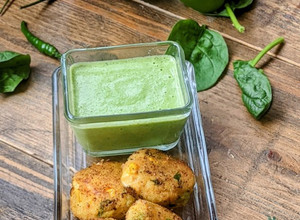 A picture of Aloo Cheese Tikki.