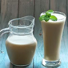 A picture of Passion fruit and Mint Juice.