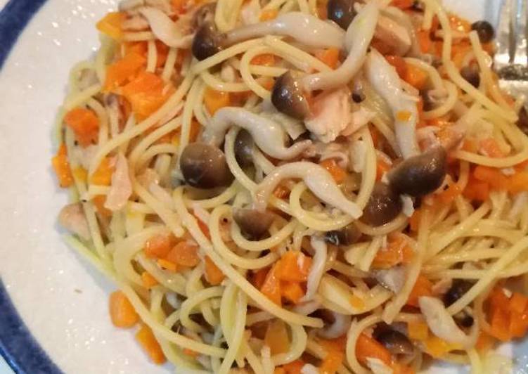 Bagaimana Menyiapkan Tuna Shimeji Spaghetti Praktis ♪　cukup dengan Fried Pan ♪ Anti Gagal