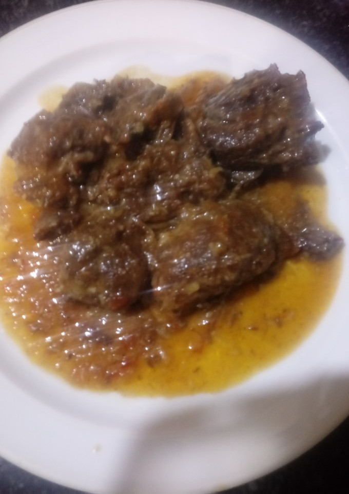 Una foto de Carrillada ibérica en caldereta en la olla gm g
