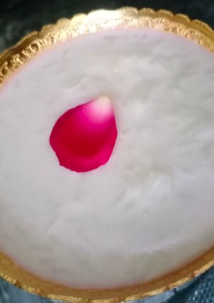 ચોખા ની ખીર (Chokha Kheer Recipe In Gujarati) રેસીપી મુખ્ય ફોટો
