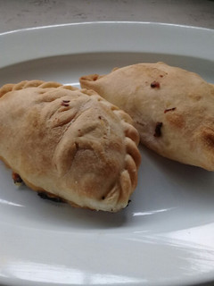 Una foto de Empanadas de zapallito verde con jamón