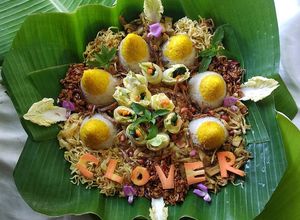 Foto resep Tumini Nasi Gurih Tironan Clover
