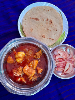 बिहारी स्टाइल चिकन करी (bihari style chicken curry recipe in Hindi) रेसिपी मुख्य फोटो