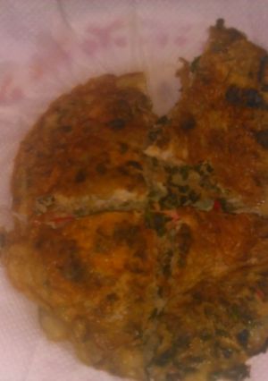 Foto resep Telur dadar daun kelor #RabuBaru #BikinRamdahanBerkesan