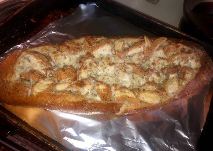 Simple Way to Make Super Quick Homemade Chicken Alfredo in a garlic parm &amp; herb bread bowl