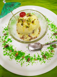 Kesar Pista icecream रेसिपी मुख्य फोटो