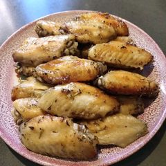 Fried Chicken Wings A picture of Fried Chicken Wings.