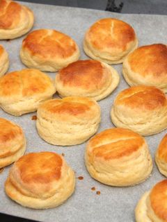 Habkönnyű burgonyás pogácsa recept fotója