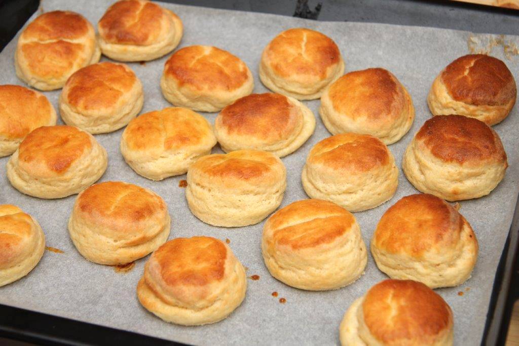 Habkönnyű burgonyás pogácsa recept recept fotó