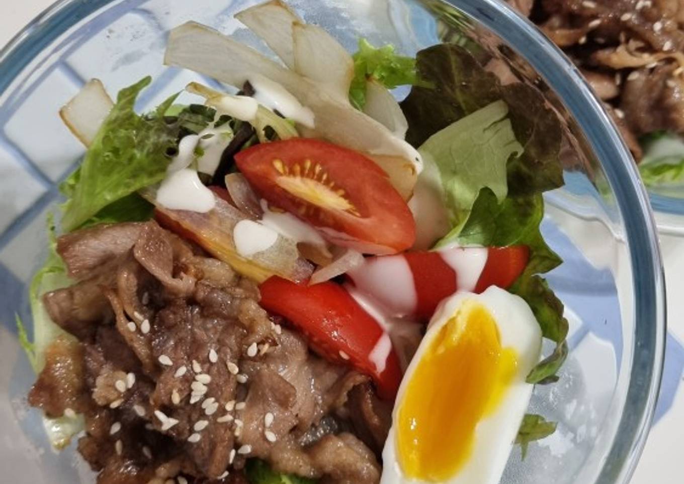 Beef sesame caesar salad