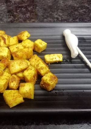 ડ્રાય પનીર મસાલા (Dry Paneer Masala Recipe In Gujarati) રેસીપી મુખ્ય ફોટો