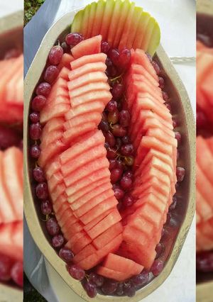 A picture of Fresh fruits.