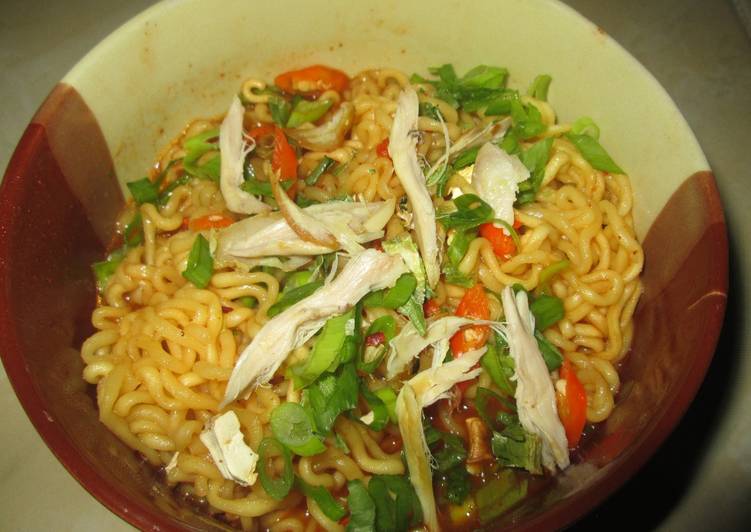 Ramen pedas ala Mei