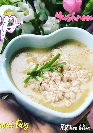 Hình của món Soup thịt bằm su hào khoai tây carrot nâm.
