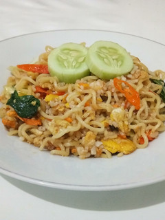 Foto resep Nasi Goreng Mie (Magelangan)