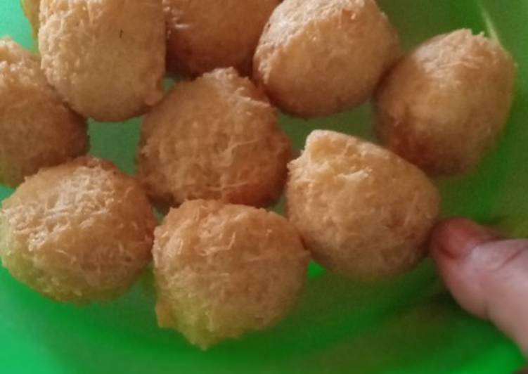 Bagaimana Menyiapkan Goreng ampas kelapa krispi yang Bikin Ngiler