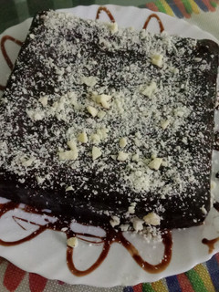 चॉकलेट केक (Chocolate cake recipe in hindi) रेसिपी मुख्य फोटो