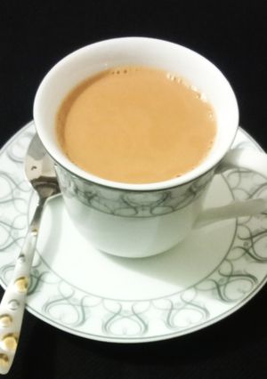 দুধ চা রেসিপির প্রধান ছবি