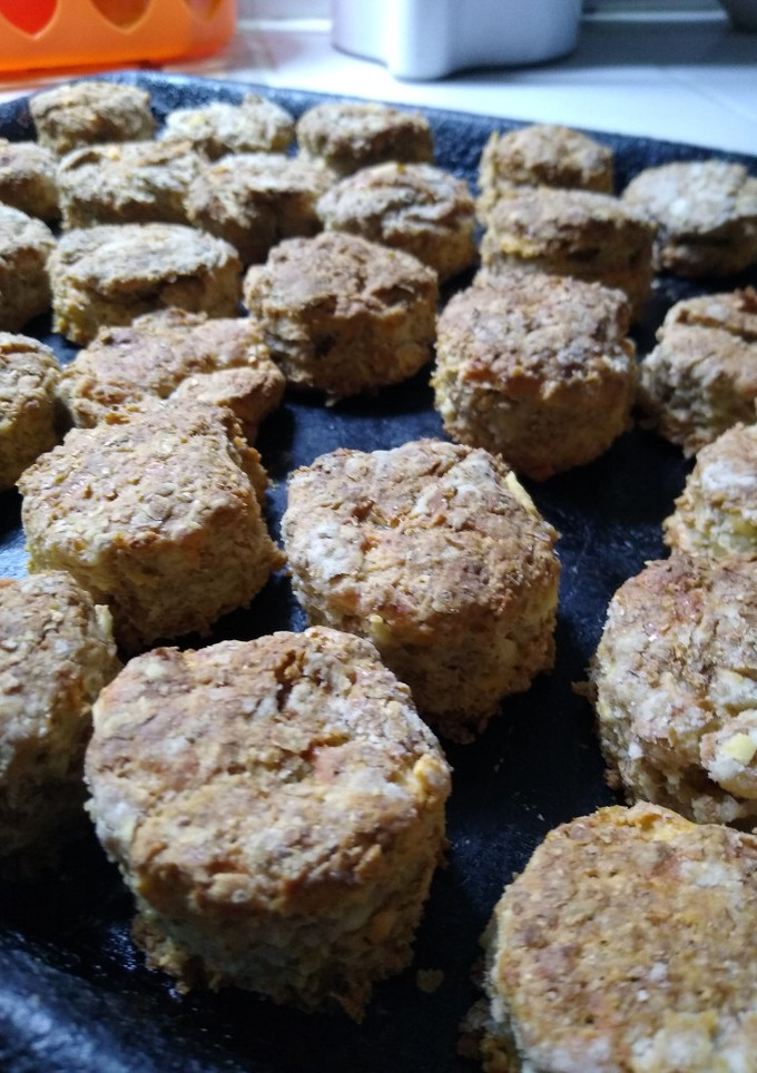 Una foto de Scones de queso🧀de harina integral