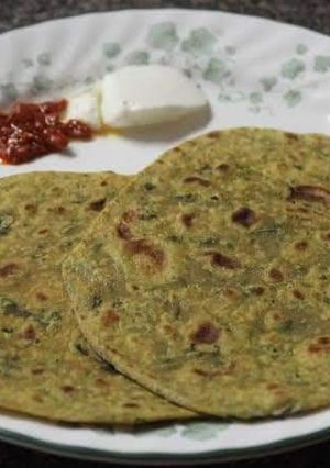 मेथी का पराठा (methi ka paratha recipe in Hindi) रेसिपी मुख्य फोटो