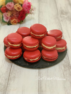Foto resep Red Velvet Macaron (dengan tips mengeringkan di oven)