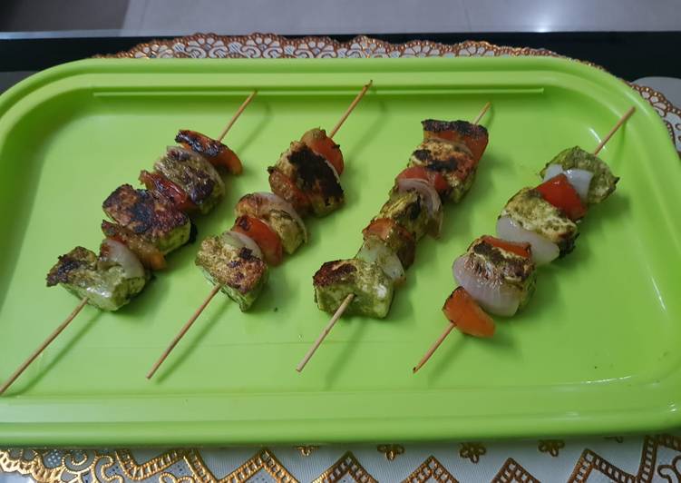 Recipe of Award-winning Paneer hariyali tikka