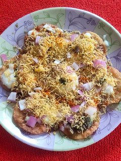 પાપડી ચાટ (Papdi Chaat Recipe In Gujarati) રેસીપી મુખ્ય ફોટો