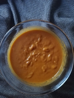 Una foto de Sofrito de tomate y cebolla. Un clásico