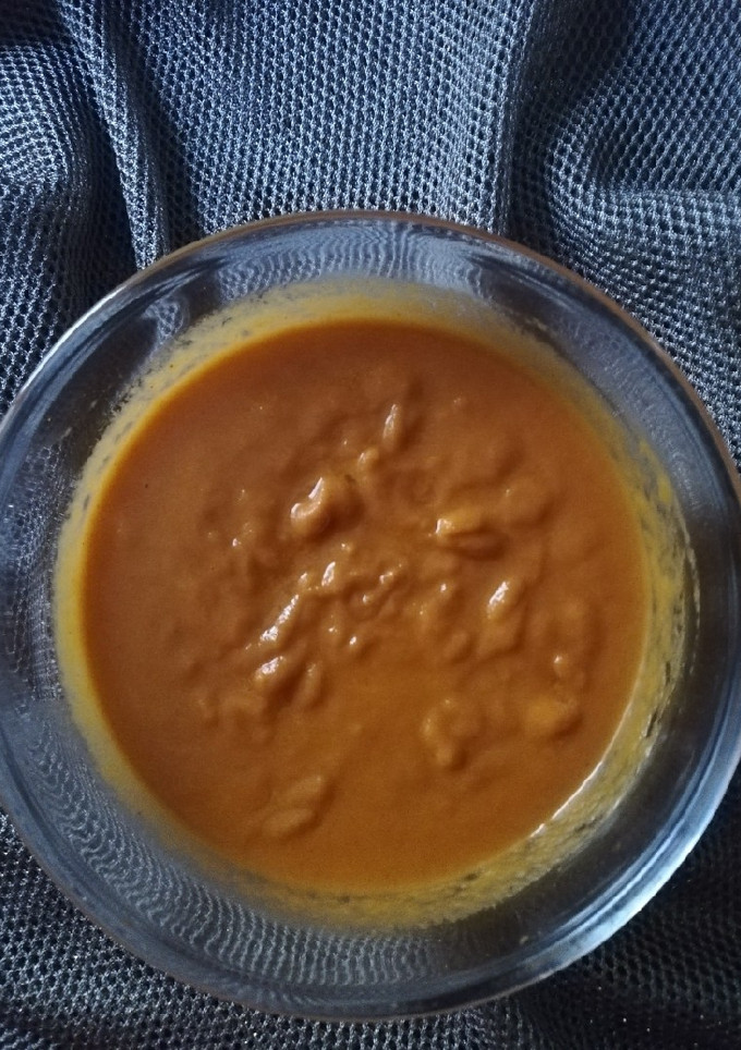 Una foto de Sofrito de tomate y cebolla. Un clásico