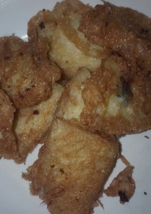 A picture of Fried yam with egg.