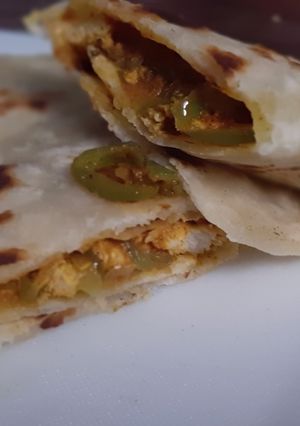 A picture of Chicken roll.