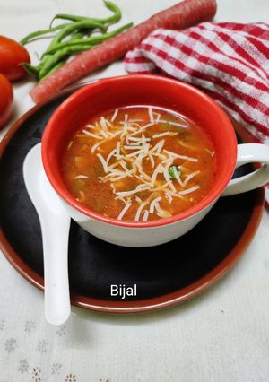 A picture of Ministrone Soup.